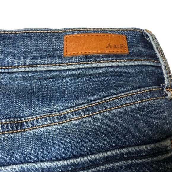 Abercrombie & Fitch The Super Skinny Ultra High Rise Distressed Jeans Size 6/28 - Picture 9 of 10